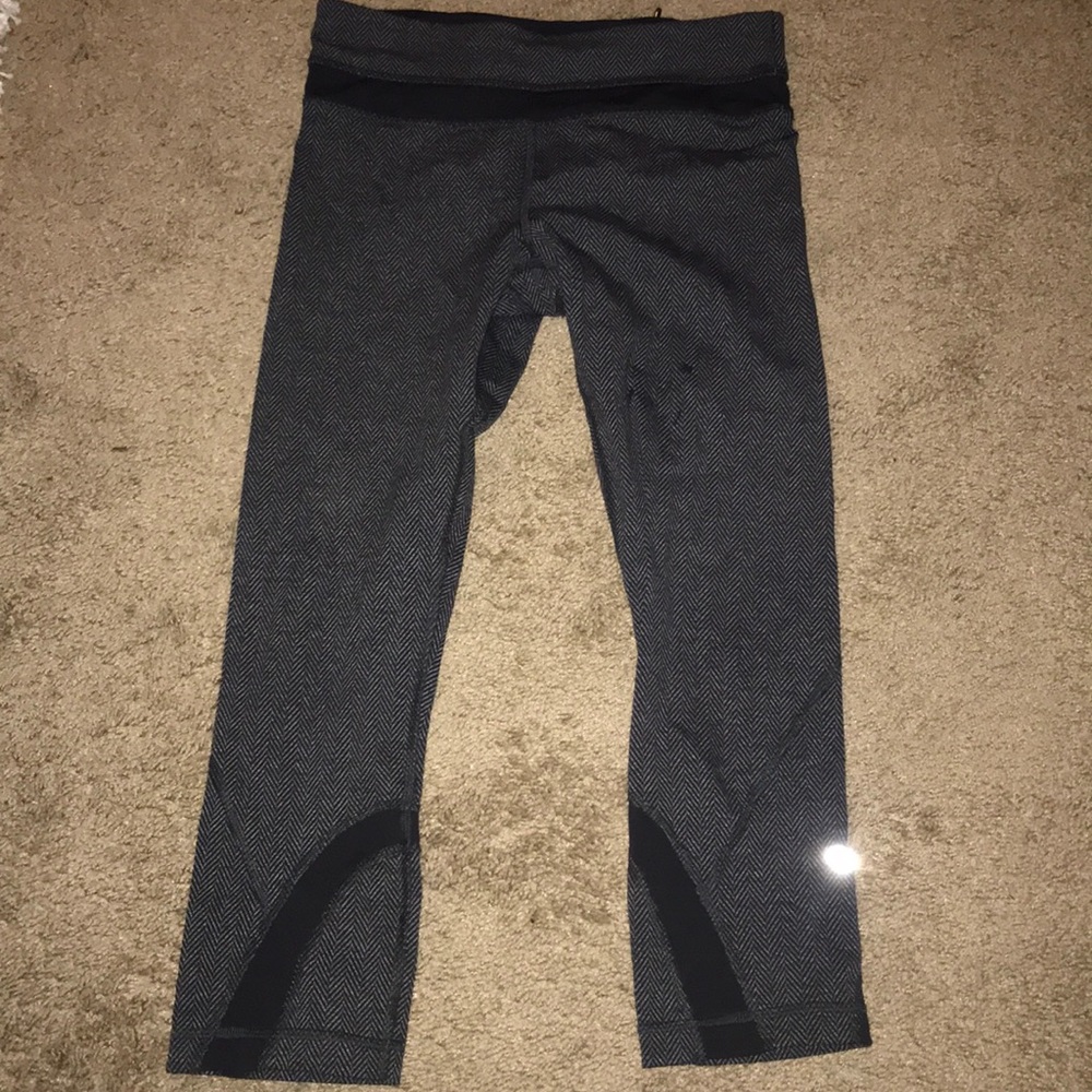 Lululemon crop leggings